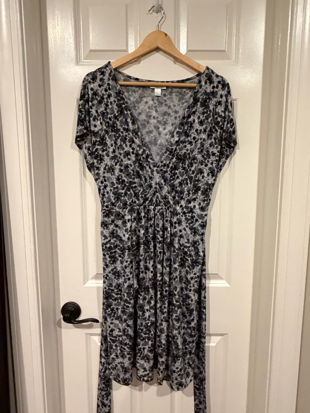 LOFT Gray & Black Floral Midi faux Wrap Dress Large
